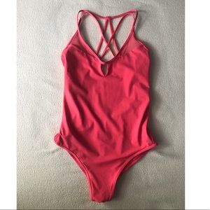 Lululemon Wave Wanderer One Piece
Glossy